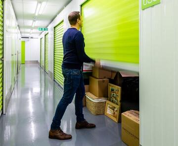 Illustration de la taille et de la capacité d'un box de stockage dans le quartier de Bourg Pelousière